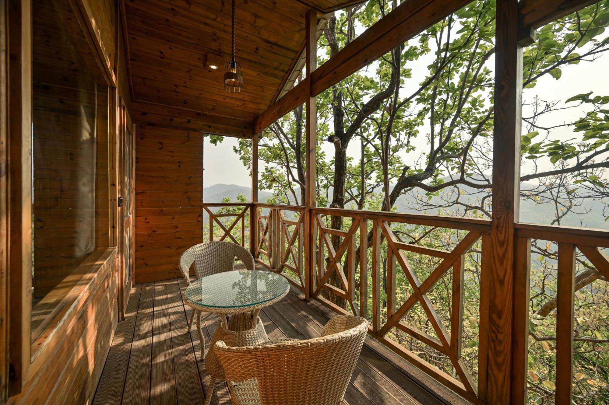 Aavaas Hill Resort Lansdowne Esterno foto