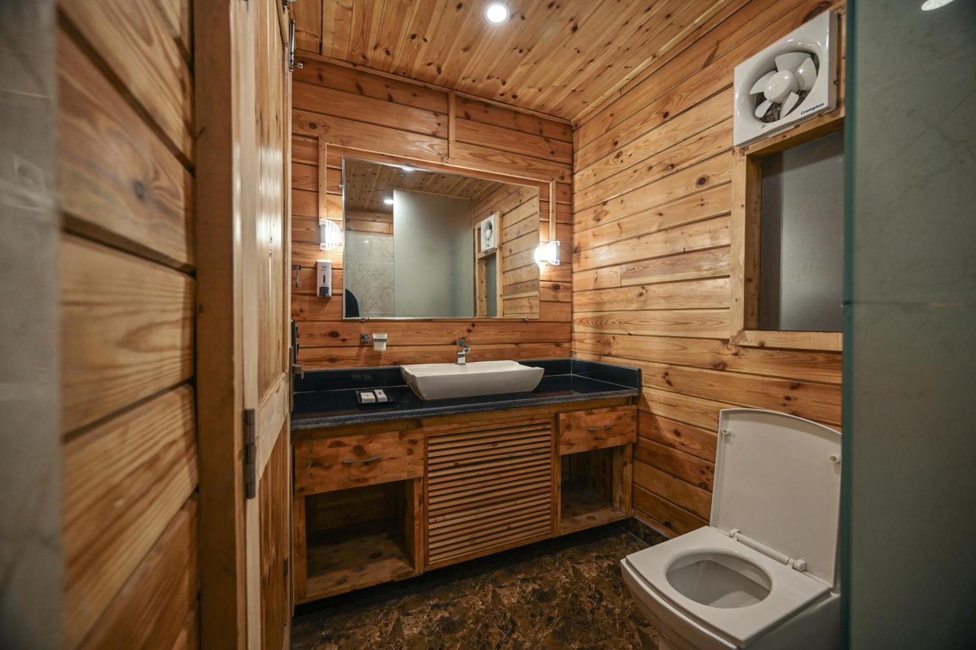 Aavaas Hill Resort Lansdowne Esterno foto